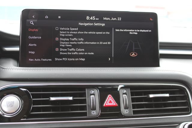 Used 2022 Genesis G70 2.0T RWD image 27