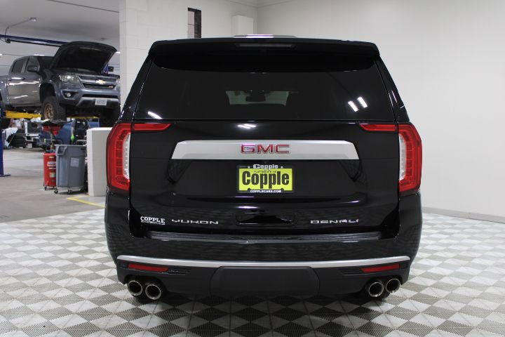 Used 2024 GMC Yukon XL Denali image 10