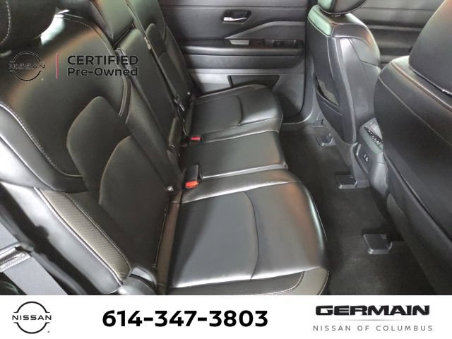 Certified 2024 Nissan Pathfinder SL w/ Black Appearance Package AWD/4WD image 23