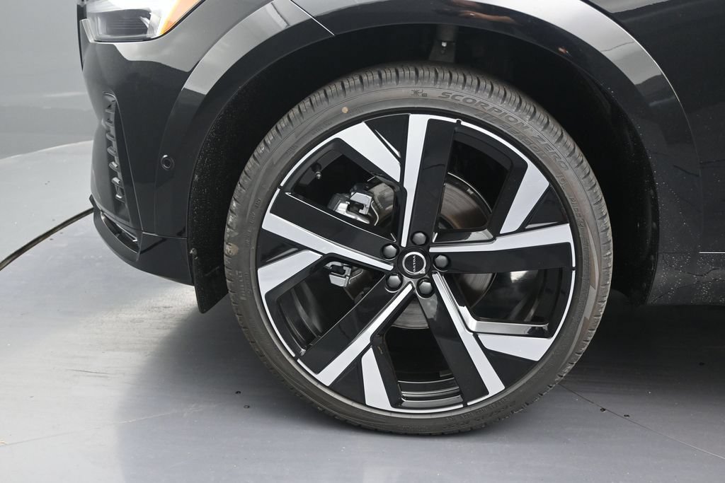 New 2026 Volvo XC60 B5 Ultra AWD/4WD image 9