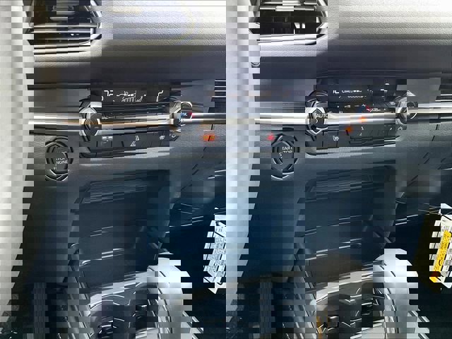 New 2026 MAZDA CX-30 AWD 2.5 S w/ Select Sport Pkg image 23