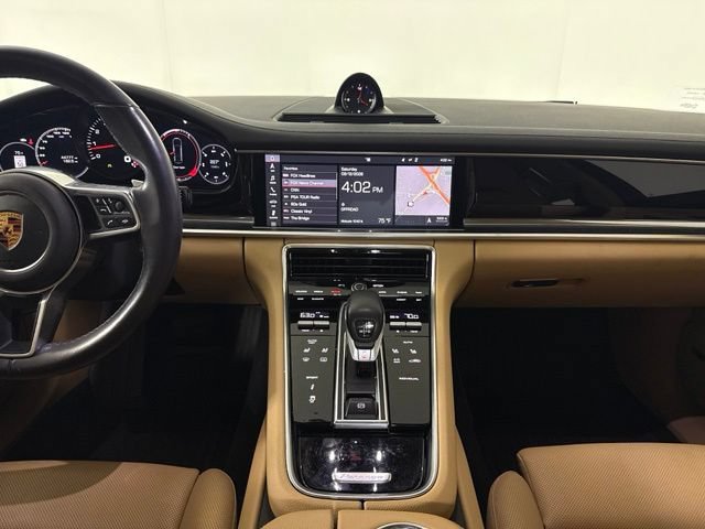 Used 2018 Porsche Panamera 4 AWD/4WD image 37