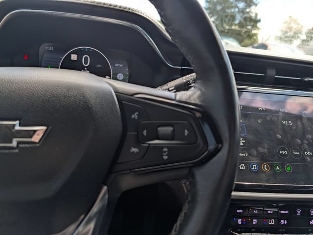 Used 2023 Chevrolet Bolt EUV Premier w/ Sun & Sound Package FWD image 21