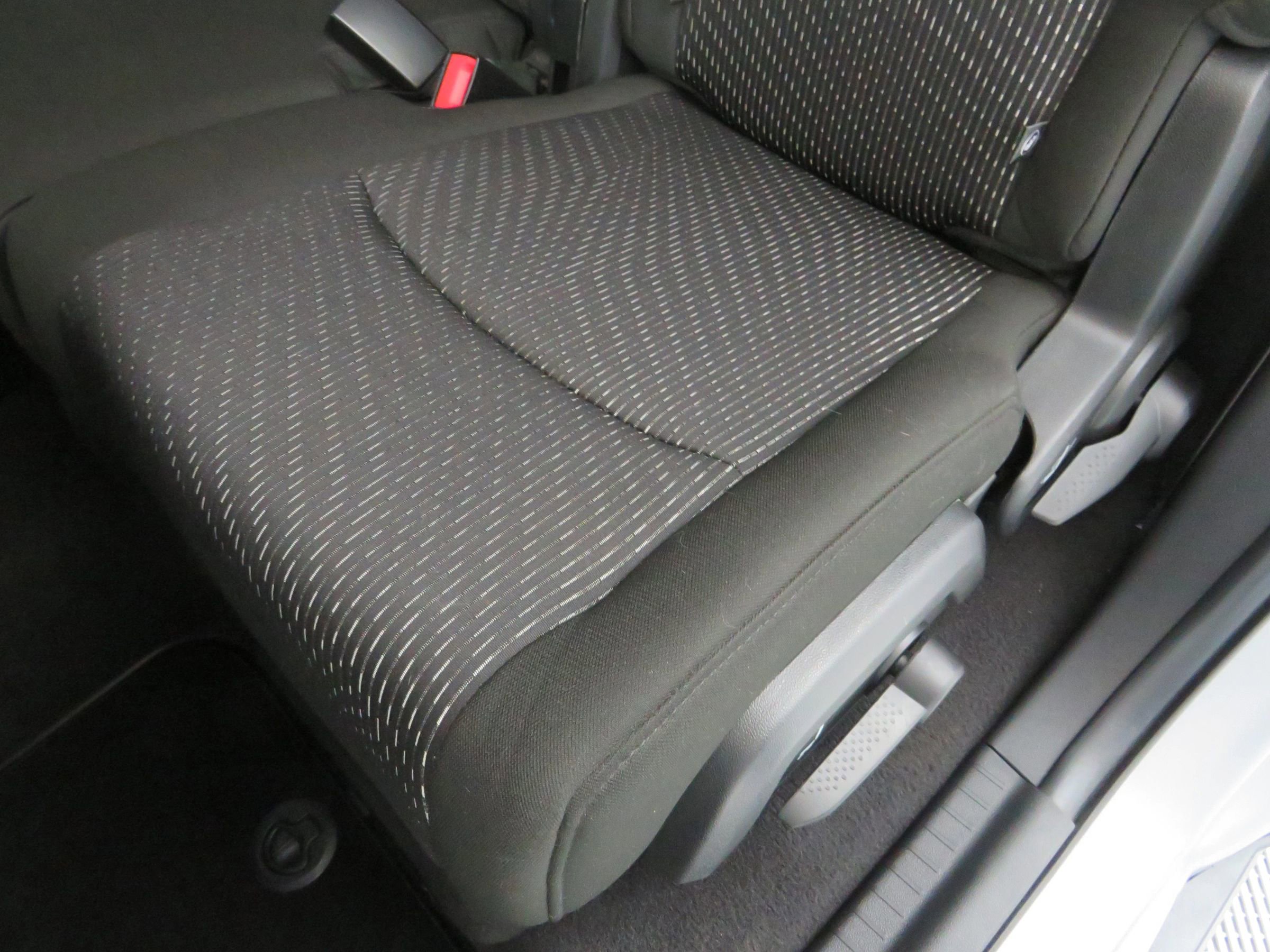 Used 2019 Dodge Journey SE w/ Blacktop Package FWD image 35