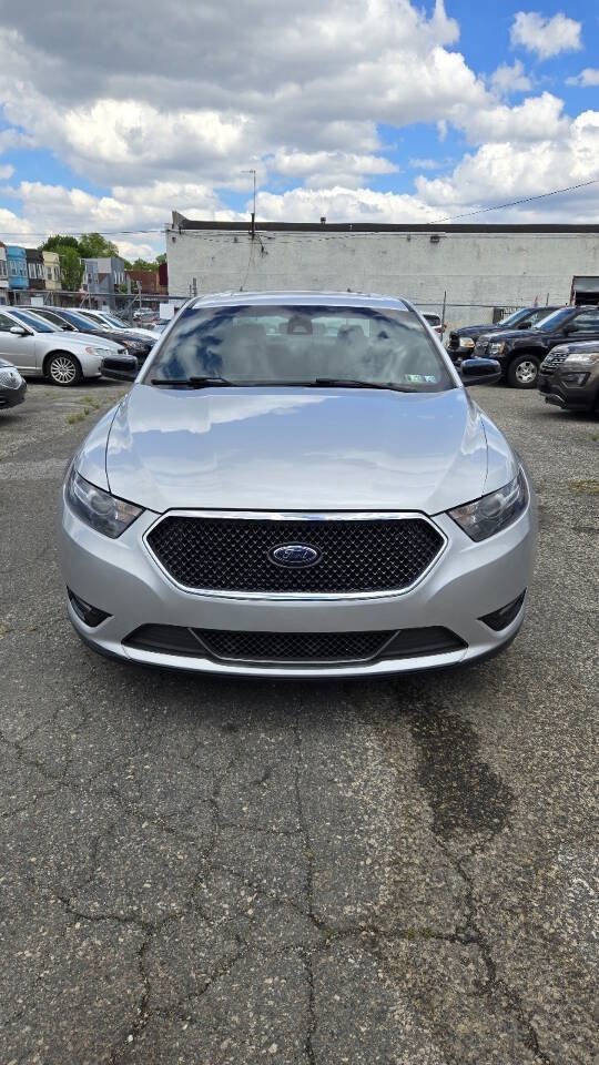 Used 2015 Ford Taurus SHO w/ Equipment Group 401A AWD/4WD image 5