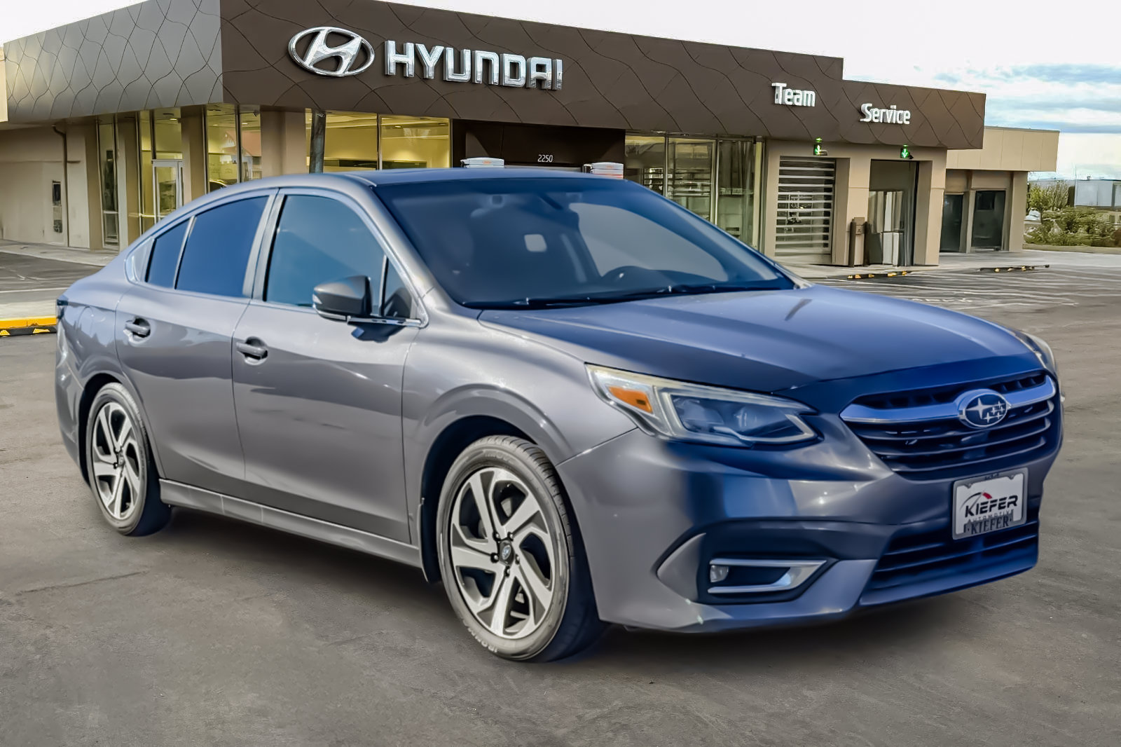 Used 2021 Subaru Legacy Limited XT w/ Popular Package #2 AWD/4WD image 2