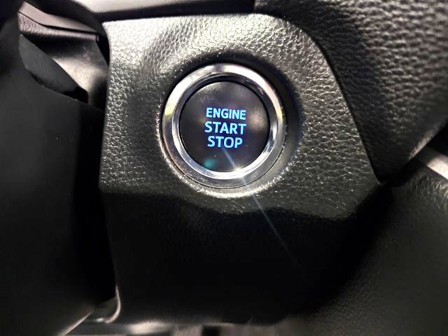 Used 2022 Toyota RAV4 XLE image 15