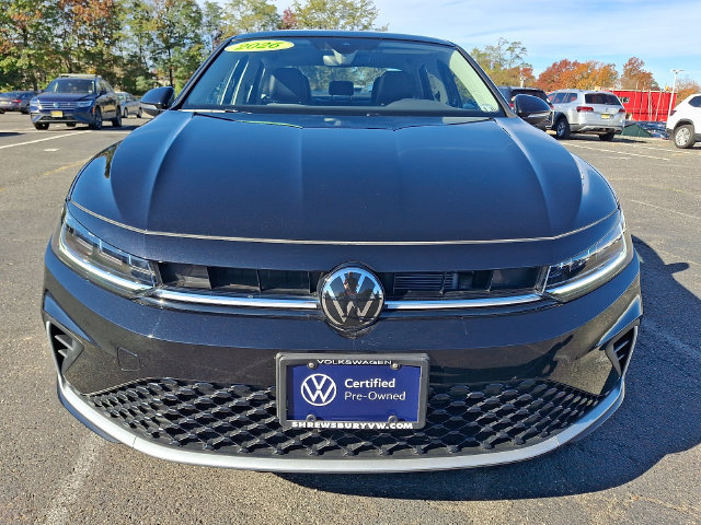 Used 2026 Volkswagen Jetta SEL FWD image 2