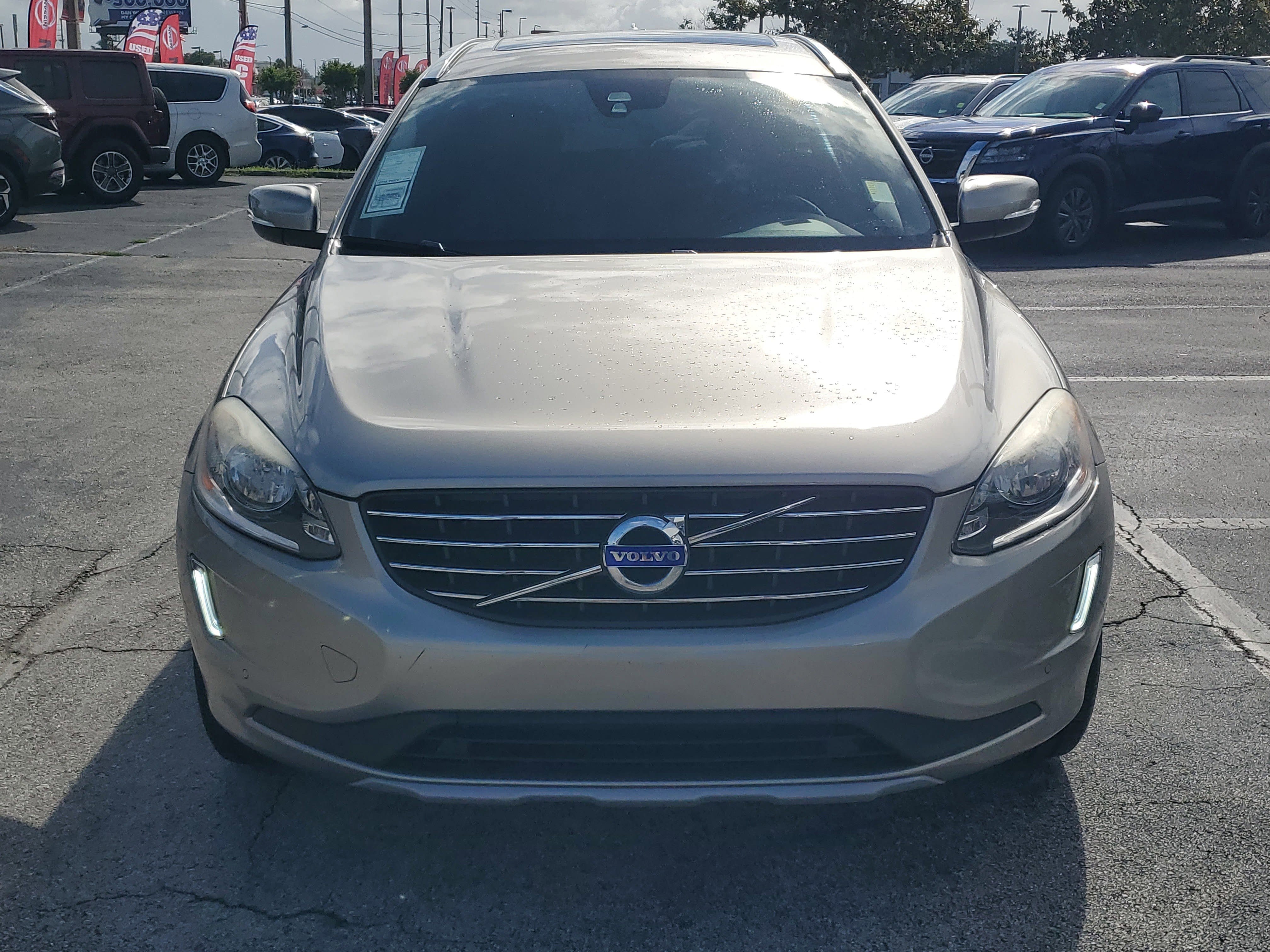 Used 2016 Volvo XC60 T5 Premier image 2