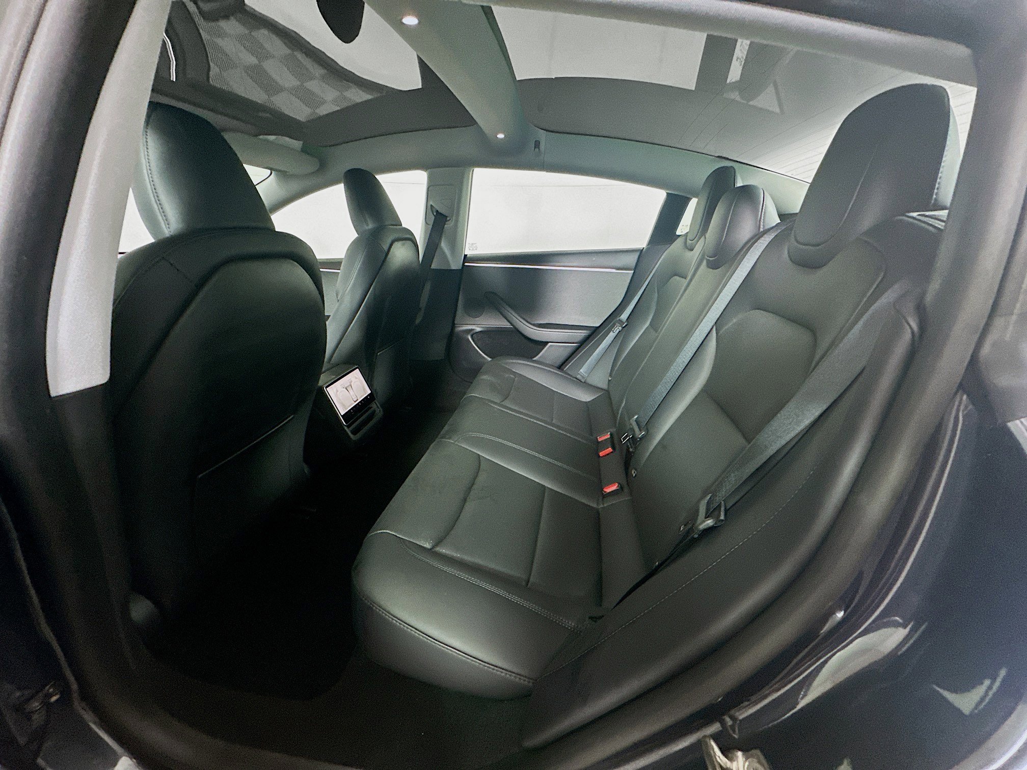 Used 2024 Tesla Model 3 Standard Range RWD image 27