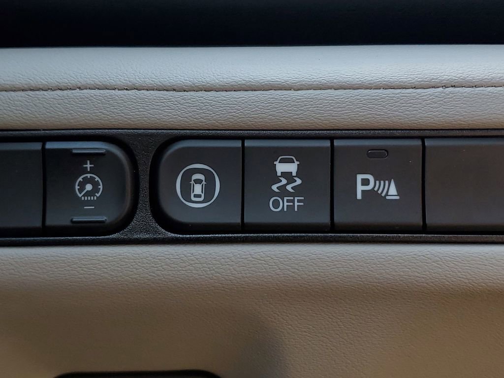 Certified 2023 Acura MDX SH-AWD w/ Technology Package image 32