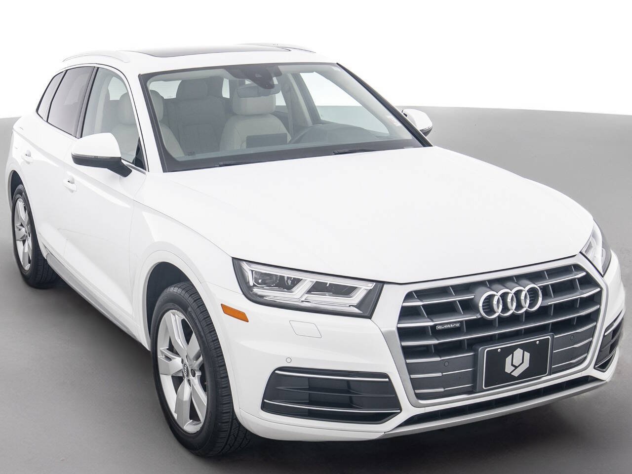 Used 2018 Audi Q5 2.0T Premium Plus w/ Premium Plus Package AWD/4WD image 1
