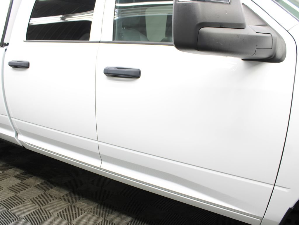 Used 2023 RAM 3500 Tradesman w/ Convenience Group AWD/4WD image 33