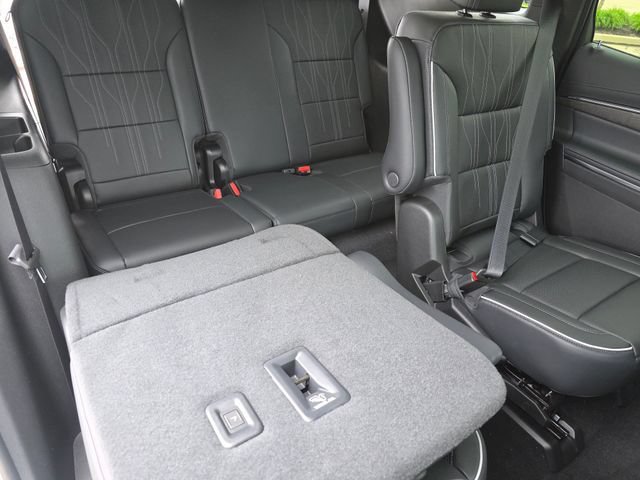 New 2026 Buick Enclave Avenir w/ Super Cruise Package AWD/4WD image 25