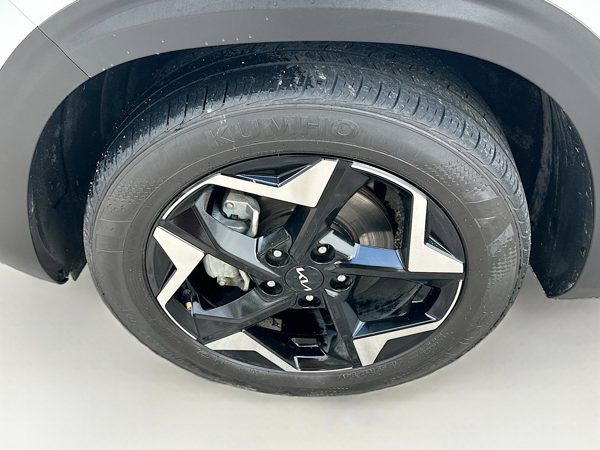 Used 2025 Kia Seltos S image 32