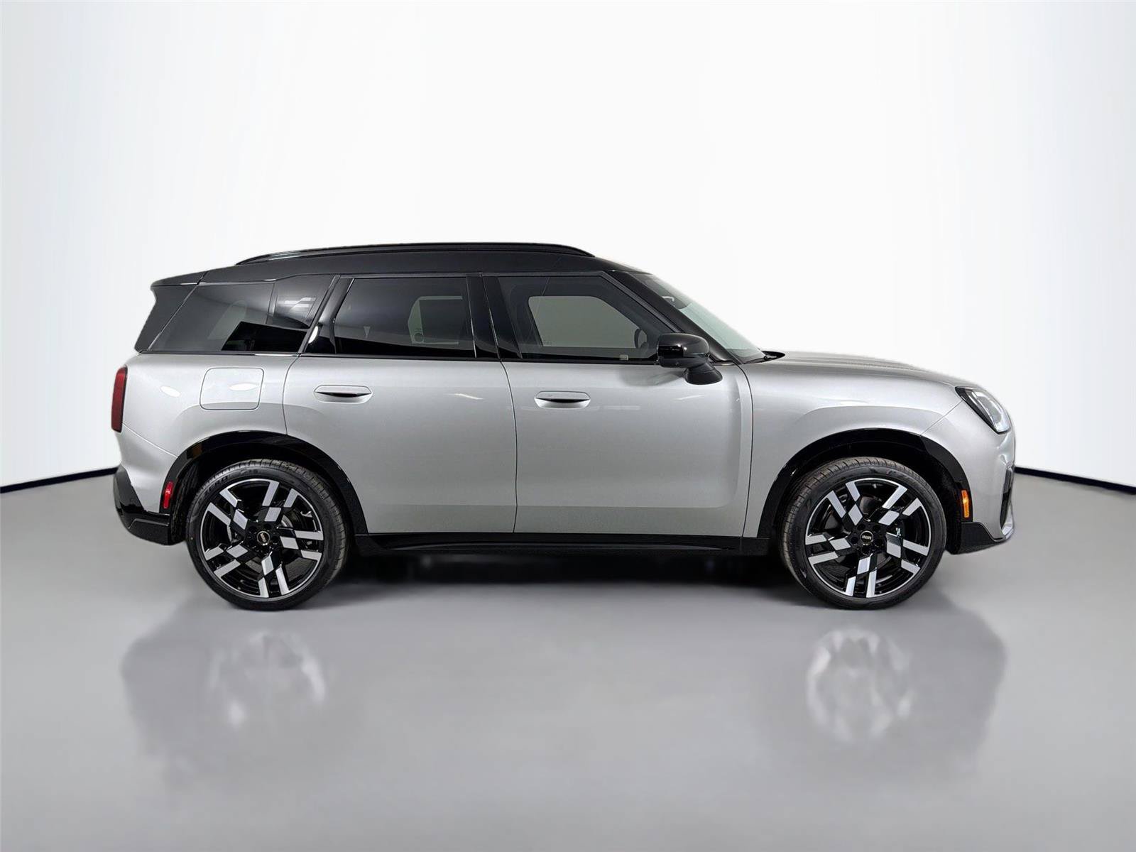 New 2026 MINI Cooper Countryman S w/ Comfort Package Max AWD/4WD image 4