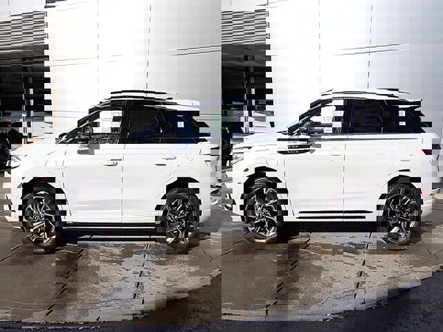 New 2026 Lincoln Corsair Grand Touring image 2