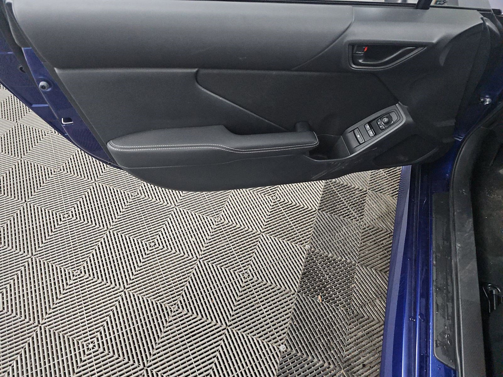 Used 2024 Toyota GR86 RWD image 15