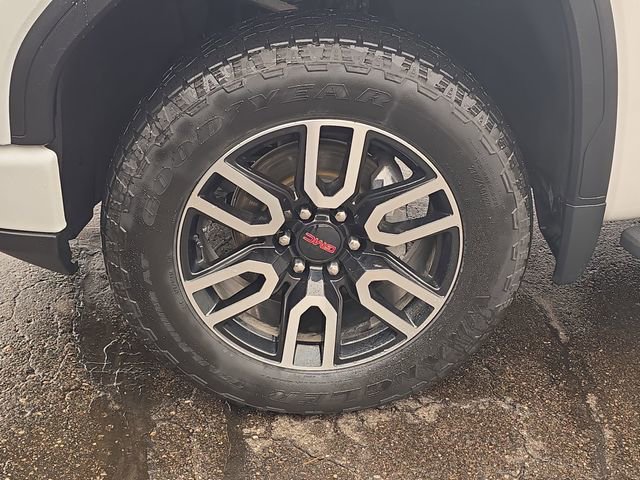 Used 2023 GMC Sierra 1500 AT4 w/ AT4 Premium Package image 35
