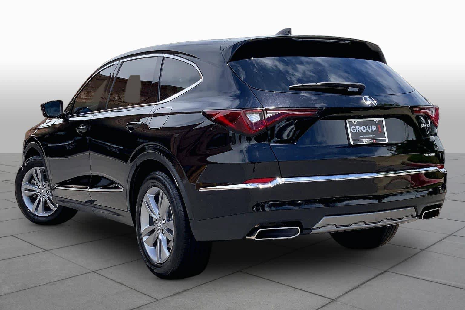 Used 2026 Acura MDX SH-AWD image 12