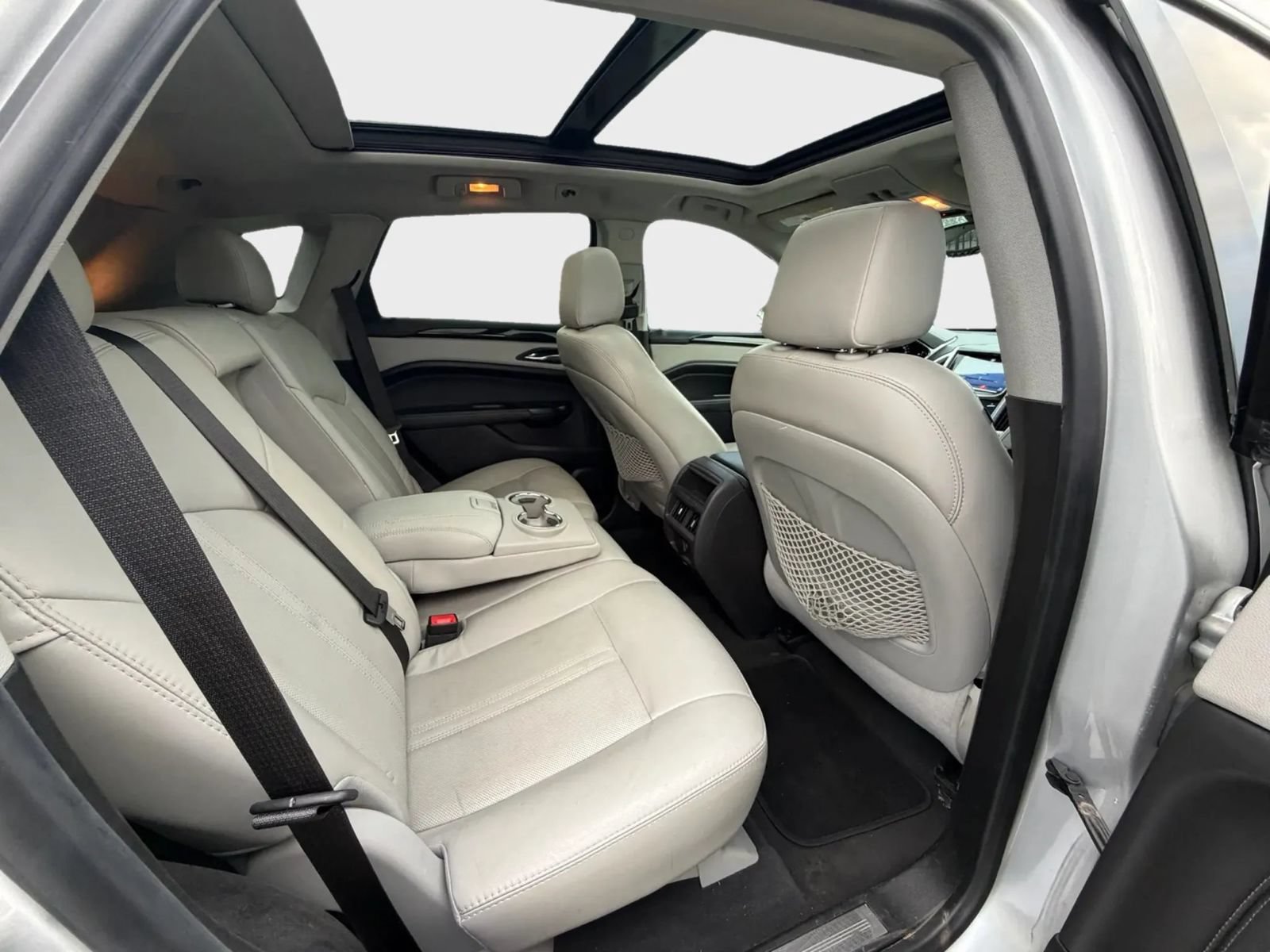 Used 2014 Cadillac SRX Luxury w/ Driver Awareness Package FWD image 15