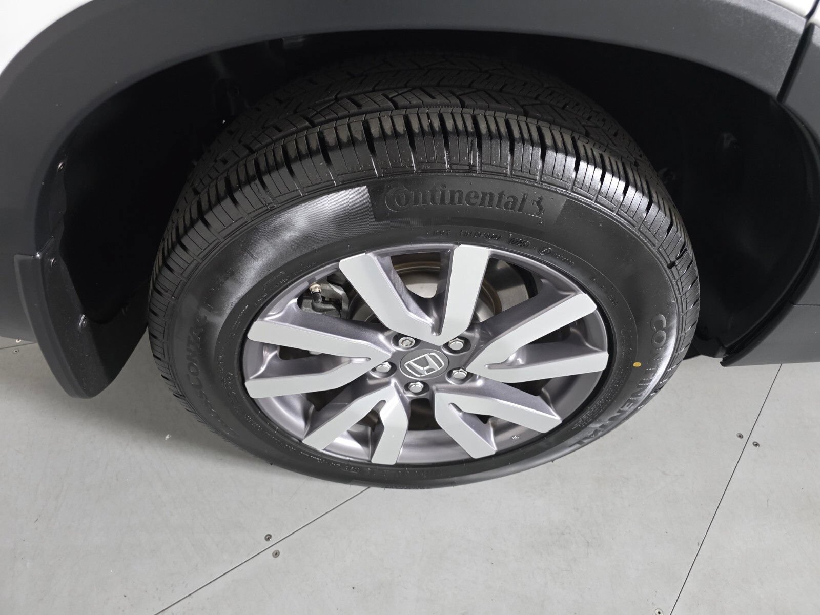 Used 2021 Honda Pilot EX image 11