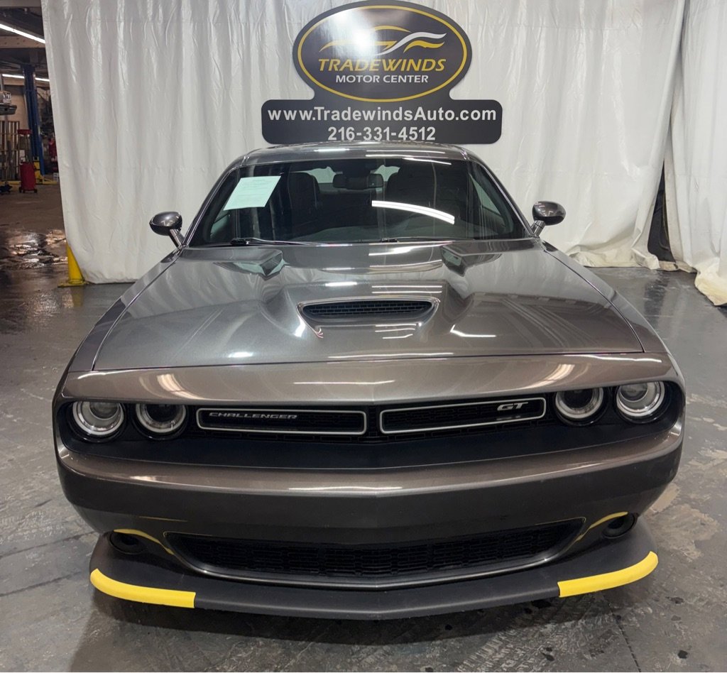 Used 2023 Dodge Challenger GT image 2