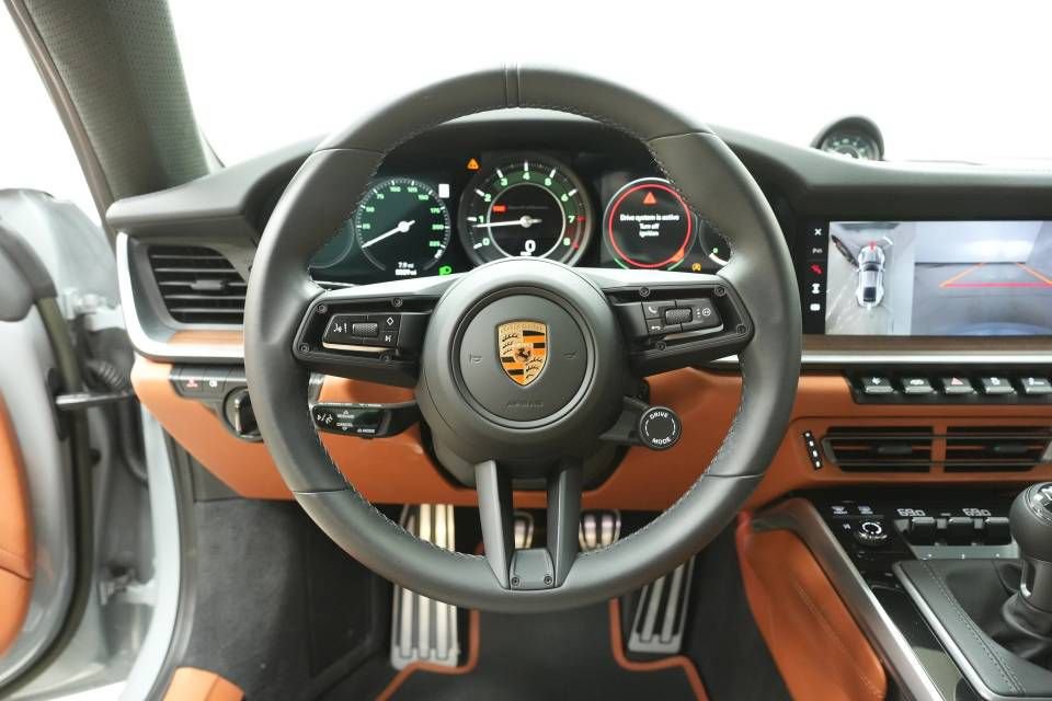 Certified 2023 Porsche 911 Sport Classic RWD image 13
