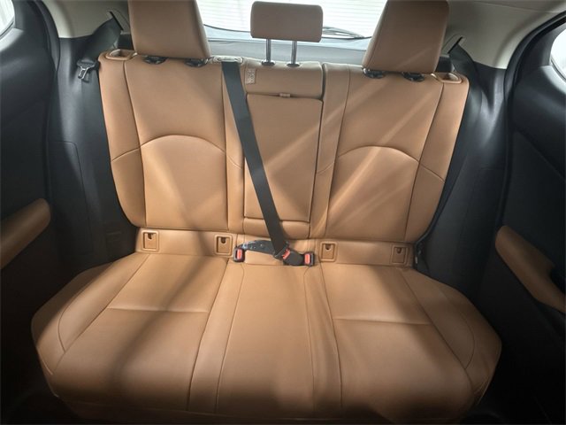 Used 2022 Lexus UX 200 image 21