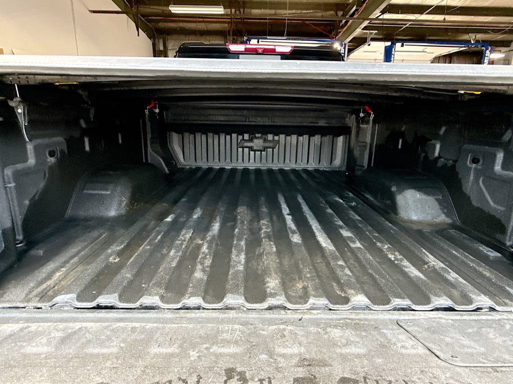 Used 2024 Chevrolet Silverado 3500 LTZ w/ LTZ Plus Package AWD/4WD image 27
