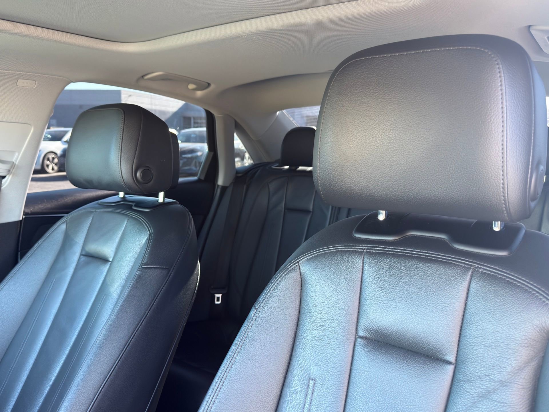 Used 2018 Audi A4 2.0T Premium image 11