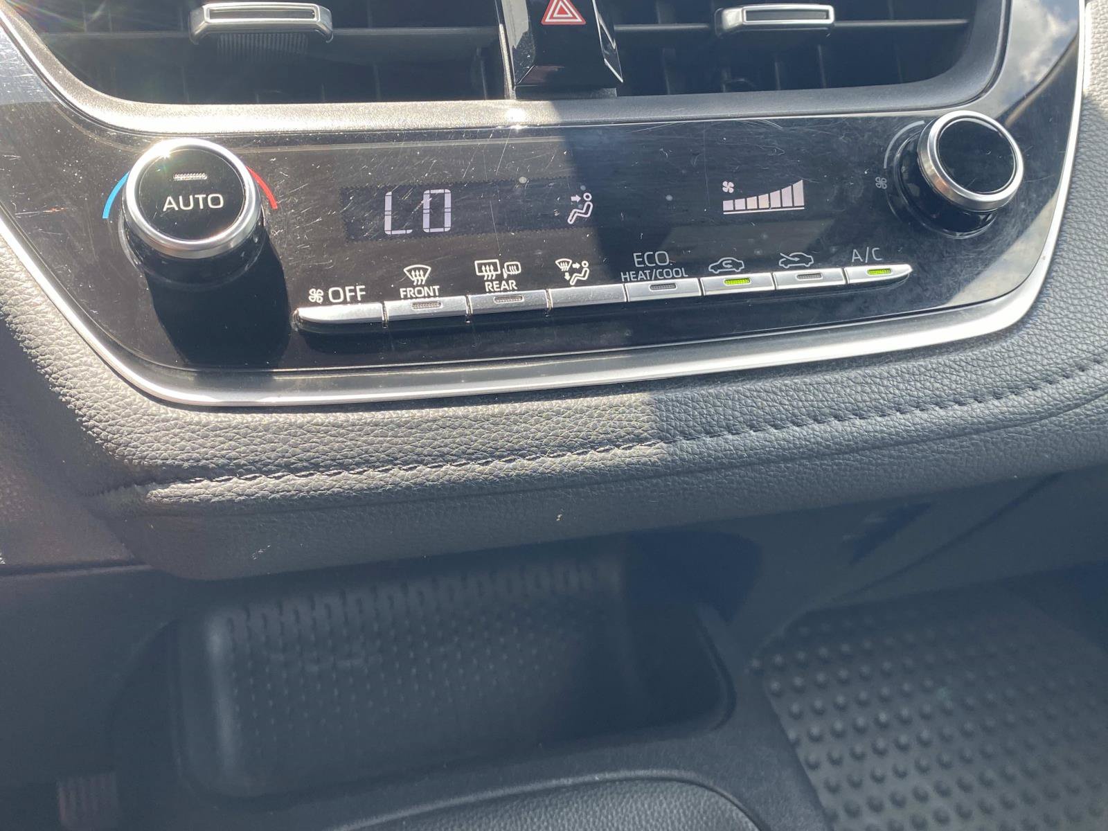 Used 2021 Toyota Corolla SE FWD image 21