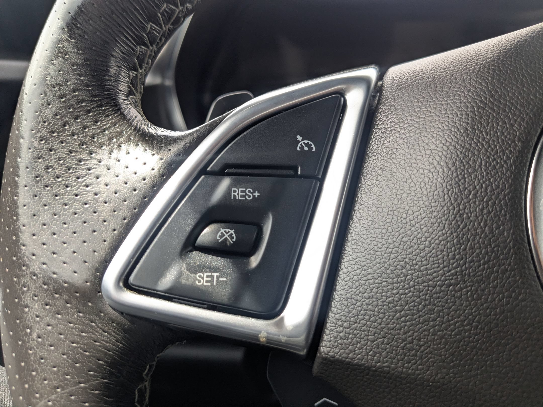 Used 2022 Chevrolet Camaro SS RWD image 20