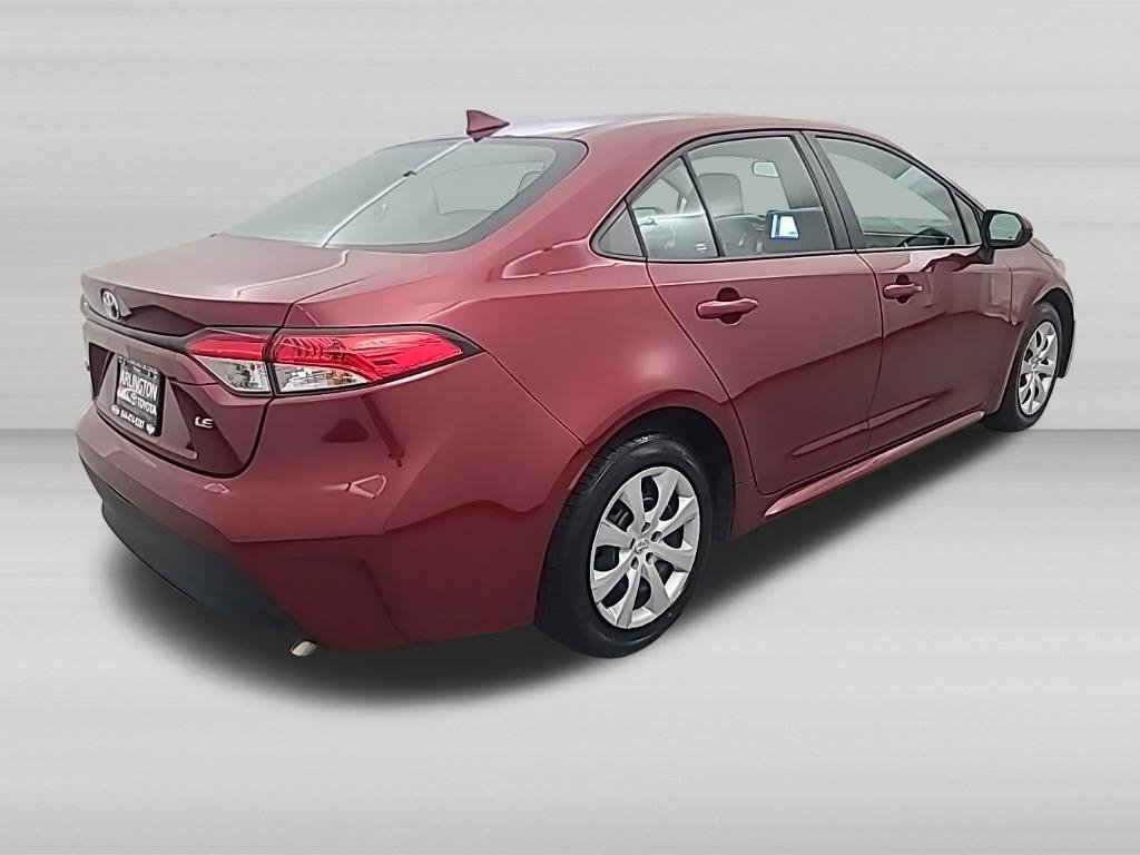 Used 2025 Toyota Corolla LE FWD image 5