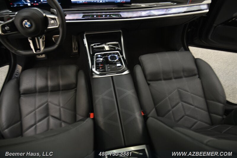 Used 2023 BMW 740i RWD image 22