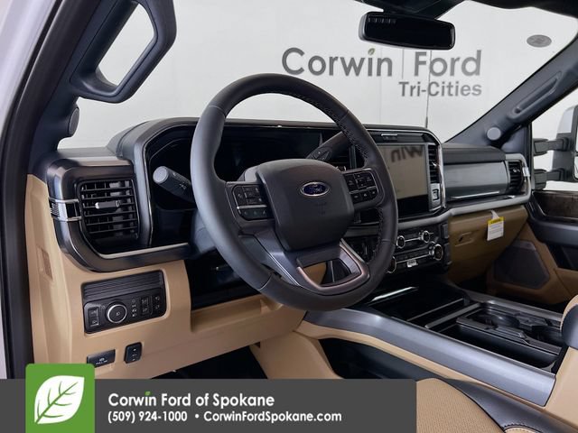 New 2026 Ford F450 Lariat w/ Lariat Premium Package AWD/4WD image 3