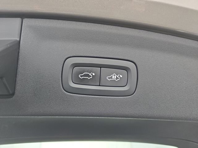 Used 2022 Polestar Polestar 2 w/ Pilot Package image 43