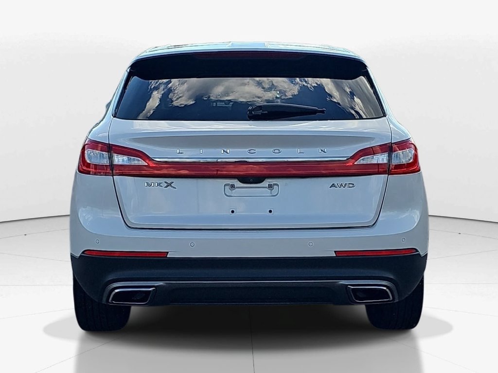 Used 2017 Lincoln MKX Reserve AWD/4WD image 7