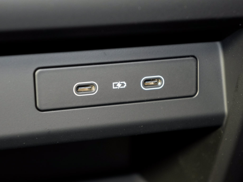 New 2026 Porsche Cayenne GTS AWD/4WD image 38