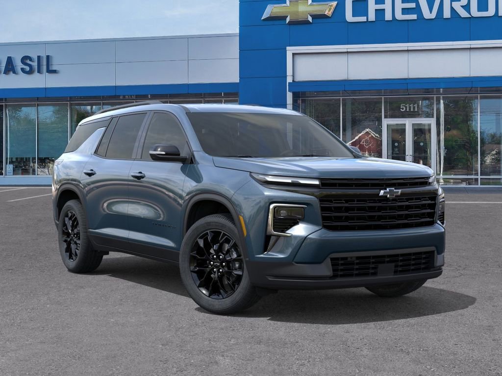 New 2026 Chevrolet Traverse LT w/ Midnight/Sport Edition AWD/4WD image 7
