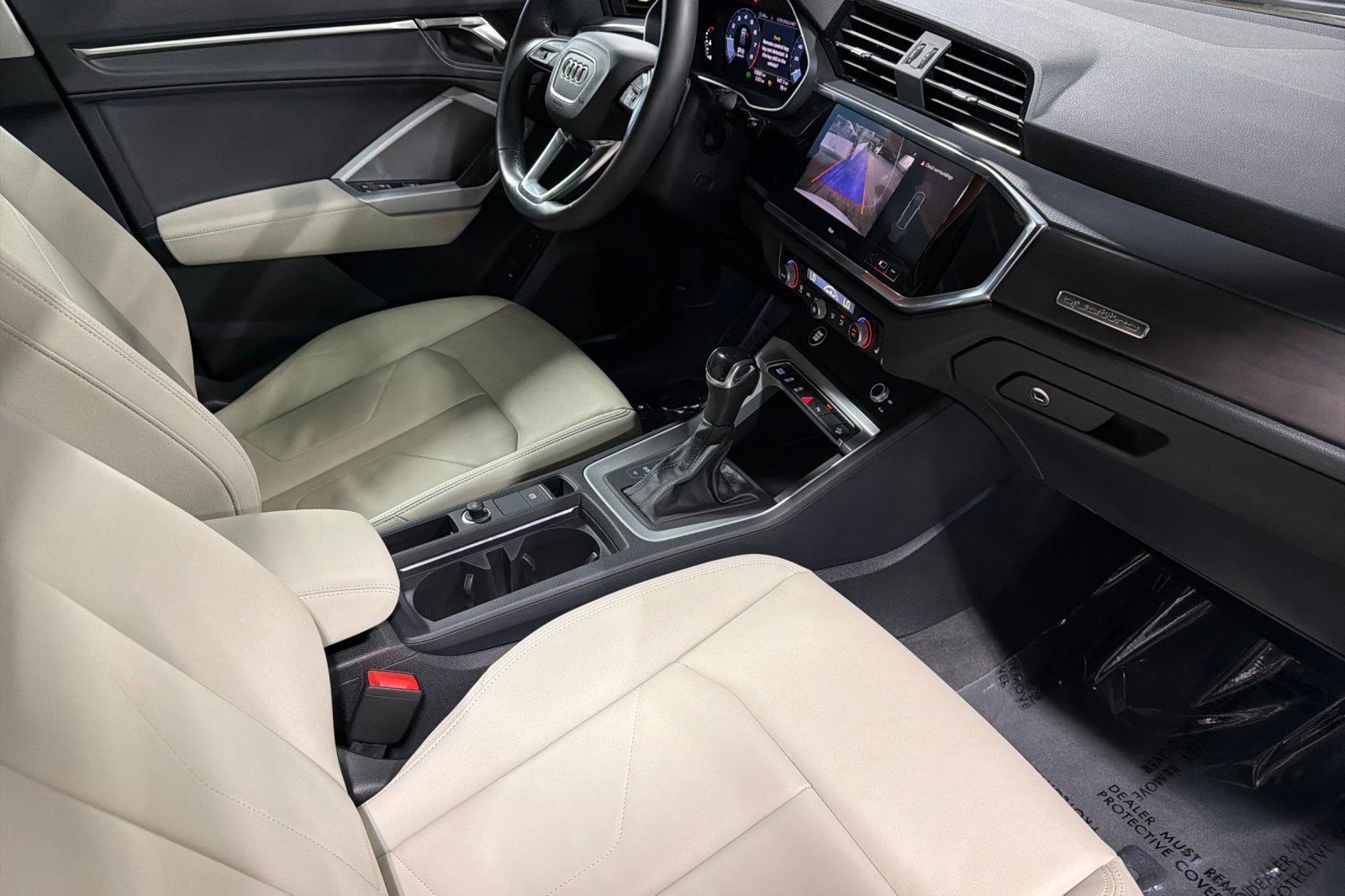 Used 2023 Audi Q3 2.0T Premium w/ Convenience Package AWD/4WD image 15