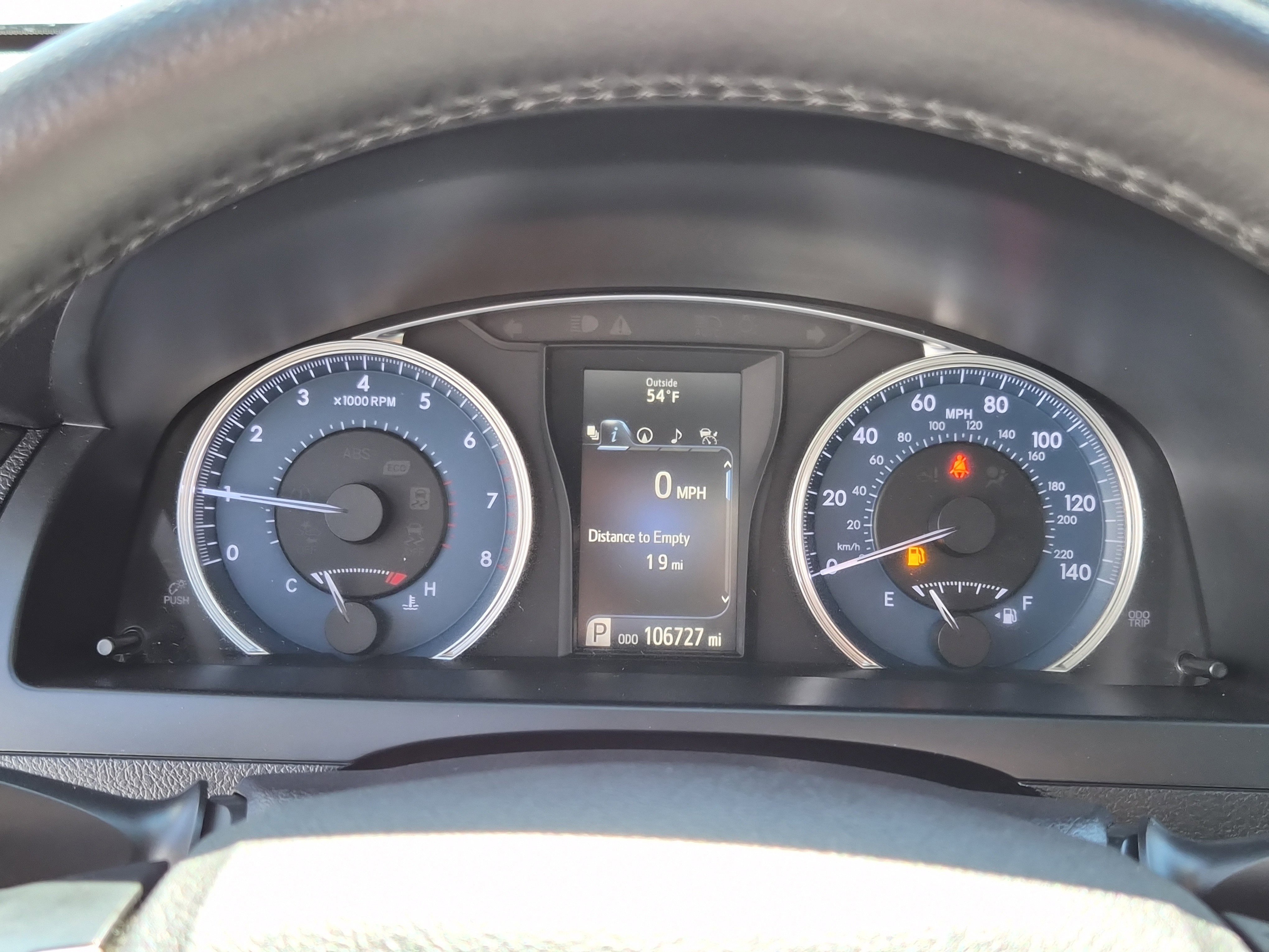 Used 2016 Toyota Camry XLE w/ Moonroof Package image 25