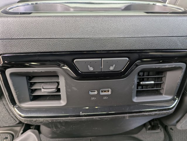 Used 2026 GMC Sierra 2500 AT4X image 17