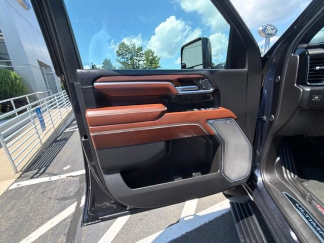Used 2024 GMC Sierra 2500 Denali Ultimate w/ Snow Plow Prep/Camper Package AWD/4WD image 25