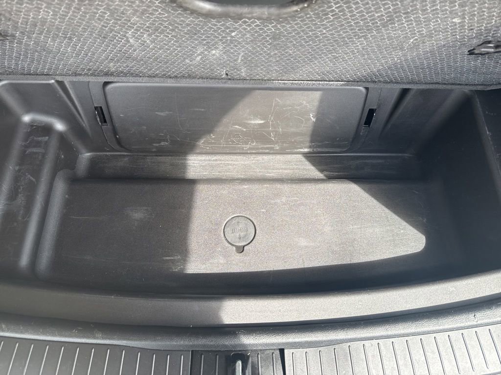 Used 2021 Jeep Grand Cherokee L Limited RWD image 13
