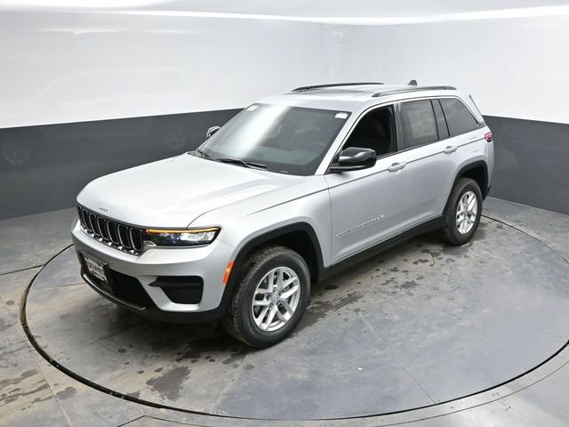 New 2026 Jeep Grand Cherokee Laredo X AWD/4WD image 32