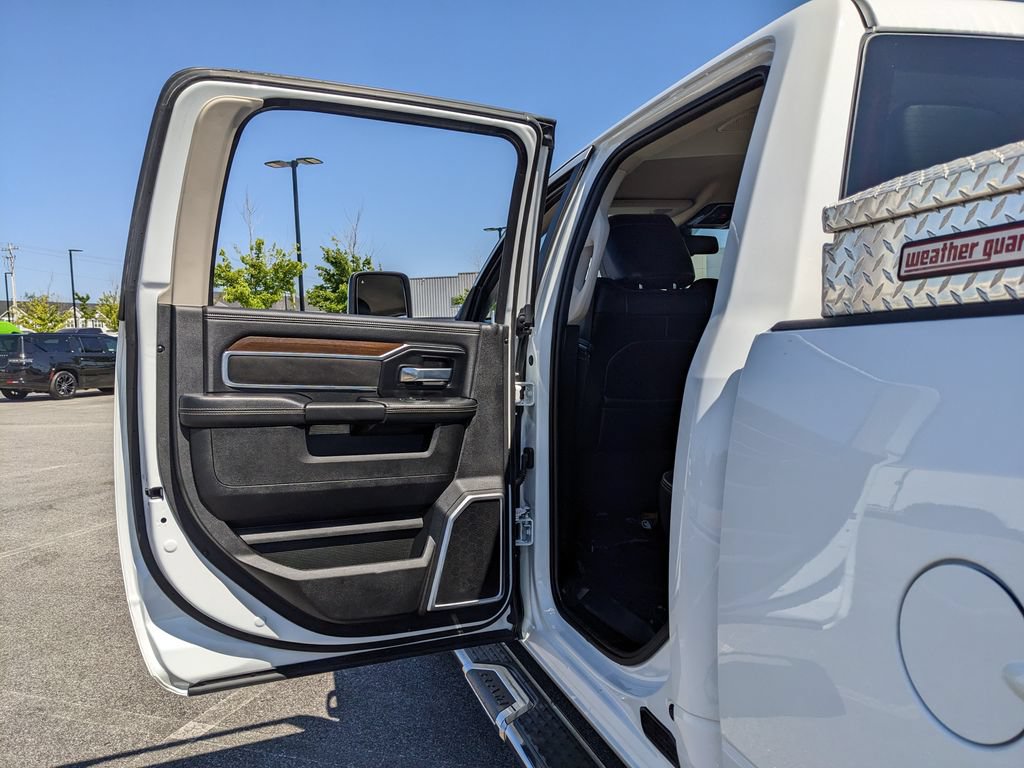 Used 2023 RAM 2500 Laramie AWD/4WD image 64