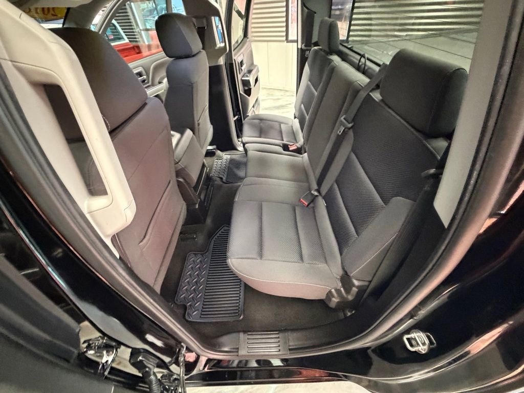 Used 2018 Chevrolet Silverado 1500 LT w/ All Star Edition image 44