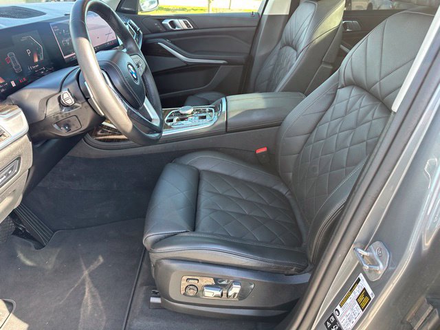Used 2024 BMW X7 xDrive40i AWD/4WD image 22