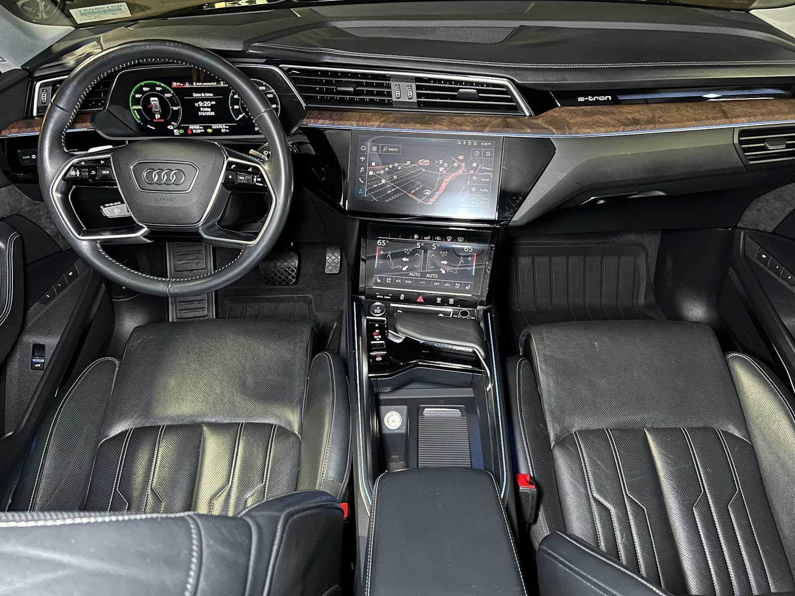 Used 2019 Audi e-tron Prestige w/ Prestige Package AWD/4WD image 53
